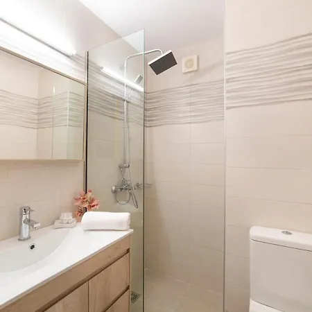 Etesians Heated Pool & Jacuzzi Βίλα